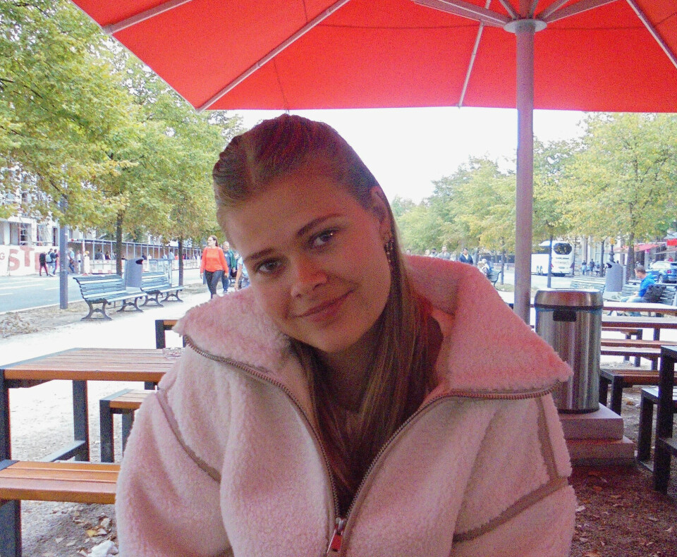 OM SPRÅK: – Språket påvirker oss, skriver 18 år gamle Mathilde Amdal Fiskaaen. Bildet viser Mathilde Amdal Fiskaaen. Foto: Privat