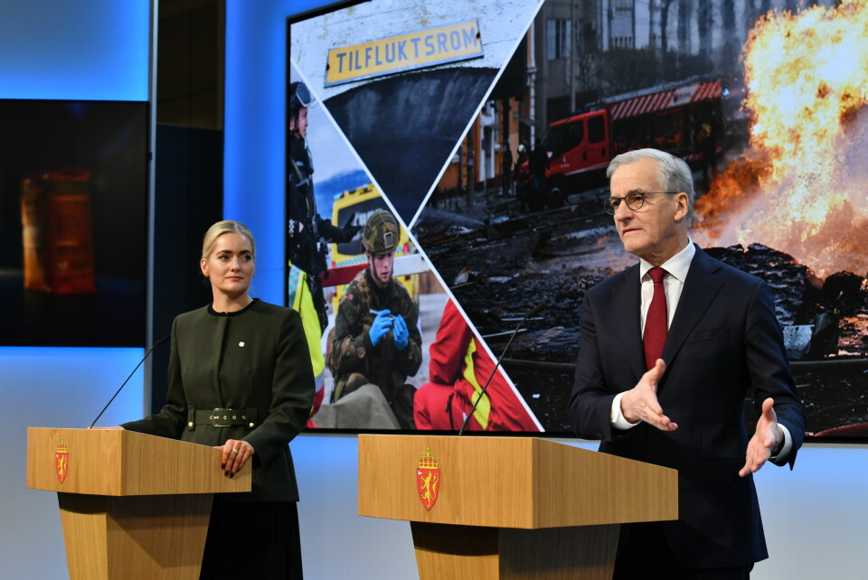 BEREDSKAP: Regjeringen la fram en melding til Stortinget fredag. Den handler om Norges totale beredskap. Meldingen ble lagt fram av justisminister Emilie Enger Mehl og statsminister Jonas Gahr Støre. Bildet viser statsminister Jonas Gahr Støre og justis- og beredskapsminister Emilie Enger Mehl som legger fram stortingsmeldinga om totalberedskap under ein pressekonferanse i Marmorhallen i Oslo.Foto: Rodrigo Freitas / NTB / NPK