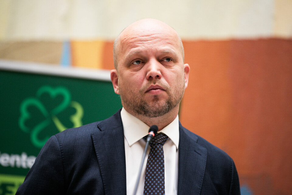 STRØM: Trygve Slagsvold Vedum presenterte Senterpartiet sin nye strømpolitikk onsdag morgen. Trygve Slagsvold Vedum (Sp) i Stortingets vandrehall der han presenterer Senterpartiets plan for å ta tilbake nasjonal kontroll over strømpolitikken.Foto: Stian Lysberg Solum / NTB