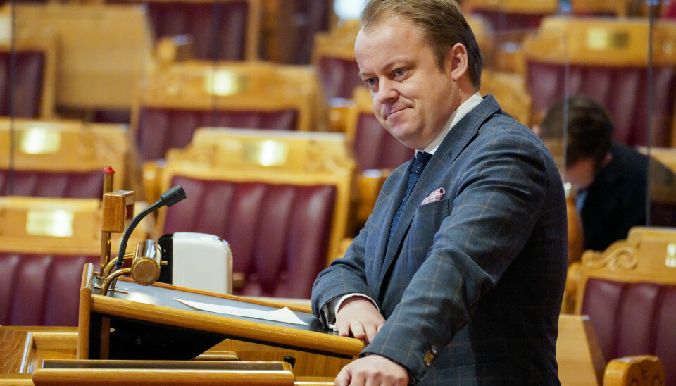 FULL ÅPENHET: Frp vil ha full åpenhet om innvandring og integrering, sier Erlend Wiborg. Partiet vil også stoppe innvandring fra enkelte land. Bilde av FrPs Erlend Wiborg på Stortinget. Foto: Ole Berg-Rusten/NPK