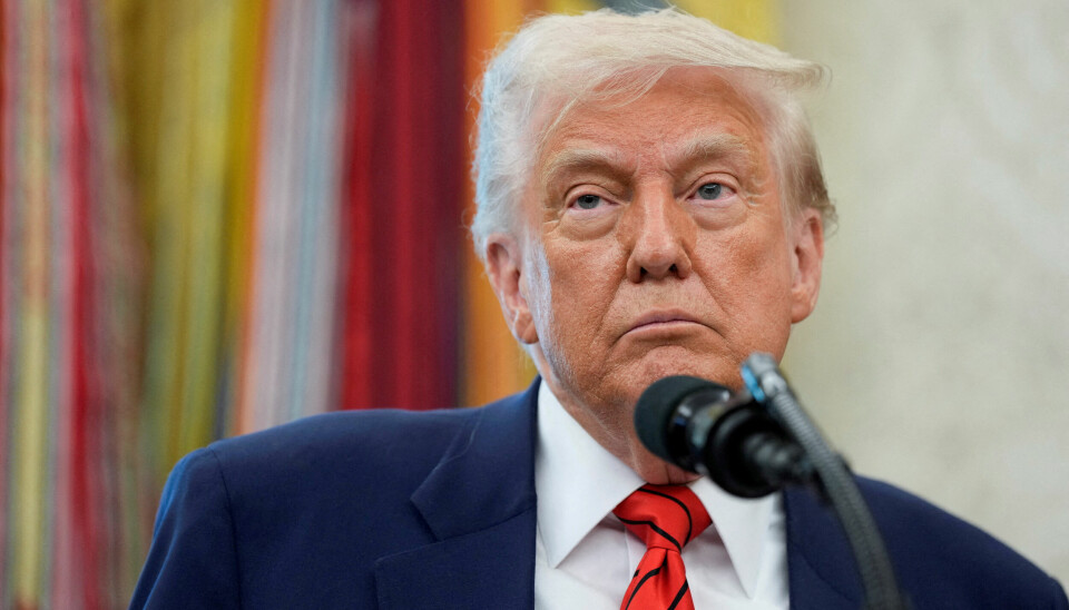 SKAL RINGE PUTIN: President Donald Trump skal snakke på telefon med president Vladimir Putin mandag.