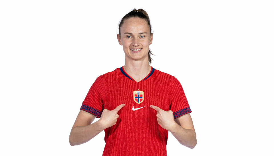 NYE DRAKTER: Norges kvinnelandslag i fotball har fått helt nye drakter.