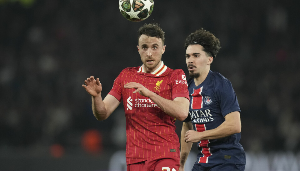 DØDE I ULYKKE: Diogo Jota (til venstre) døde i en ulykke natt til torsdag. Bildet viser Liverpool-spiller Diogo Jota. Foto: Christophe Ena / AP / NTB