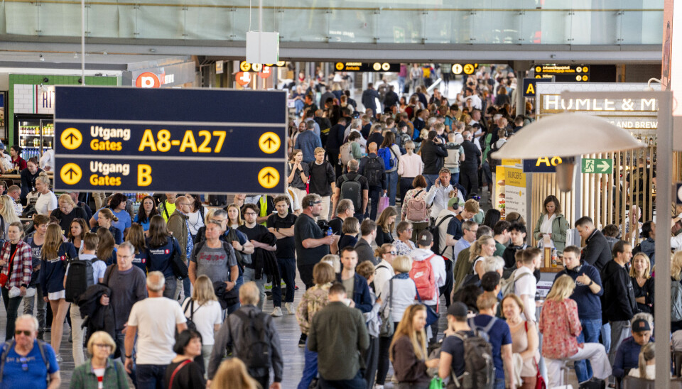 MANGE REISER: Sommeren er høysesong for reising. Avinor kommer med sine beste tips til hvordan du pakker bagasjen i ferien.