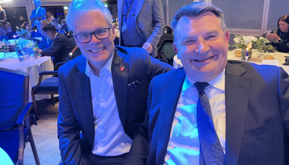 GODT RESULTAT: Hans Andreas Limi og Tor Mikkel Wara har mye å smile for. Bildet viser Hans Andreas Limi og Tor Mikkel Wara som smiler. Foto: Karin Flølo