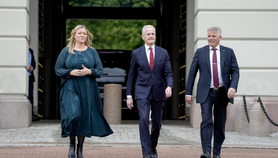 ENDRING: Statsminister Jonas Gahr Støre kommer ut fra Slottet sammen med Bjørnar Skjæran og Kjersti Stenseng. Bildet viser statsminister Jonas Gahr Støre (Ap) som kommer ut fra Slottet sammen med Bjørnar Skjæran og Kjersti Stenseng. 
Cornelius Poppe / NTB