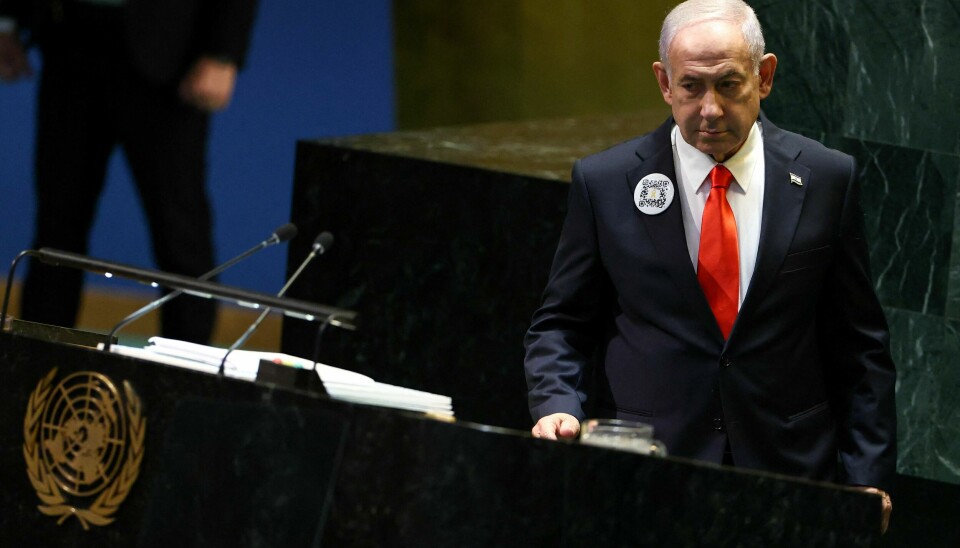 NETANYAHU TALER: Fredag talte Israels statsminister Benjamin Netanyahu til FN. Bilde av statsminister Benjamin Netanyahu på FNs talerstol. Foto: Charly Triballeau